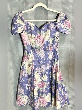 Laura Ashley Floral Prom Dress Sz P Fit & Flare Sweetheart Neck Vintage 80s